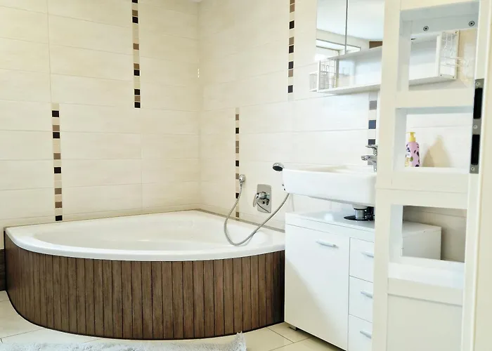 Daire Dm & - Pfarrgasse 09 *